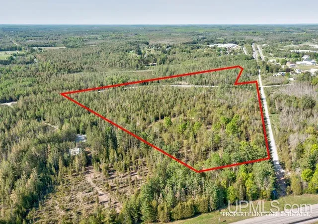 Homes for sale in Hermansville, MI | 307 A Off Us 2 Hwy, Hermansville, MI 49847 | MLS# 50209342