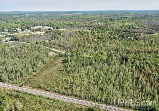 Homes for sale in Hermansville, MI | 307 A Off Us 2 Hwy, Hermansville, MI 49847 | MLS# 50209342