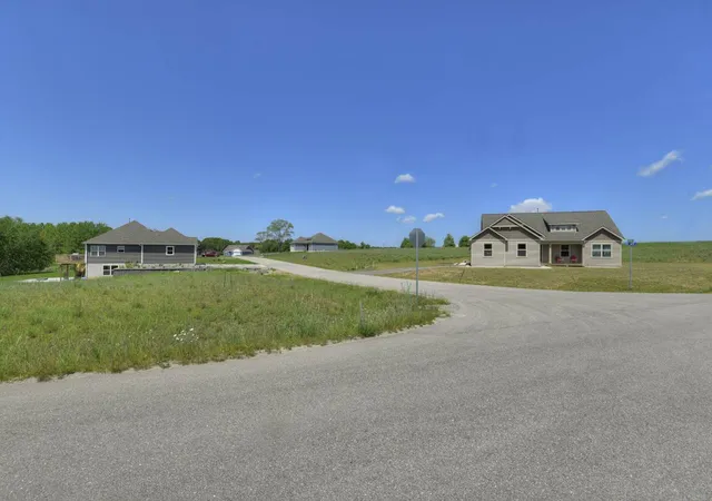 Homes for sale in Traverse City, MI | 20 Stafford Dr, Traverse City, MI 49685 | MLS# 1301804