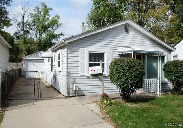 Homes for sale in Madison Heights, MI | 27791 Groveland St, Madison Heights, MI 48071 | MLS# 60994942