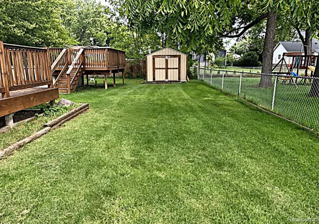 Photo 13 of Single family home for sale at 5471 Ole Banner Trl, Grand Blanc, MI 48439 7641 | MLS# 61024669 | Listing updated on 2026-09-06