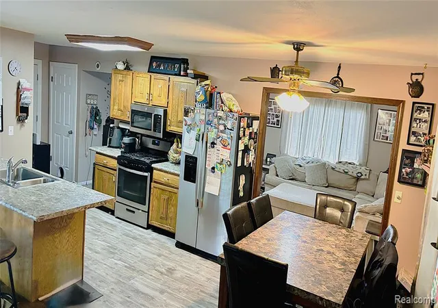 Photo 2 of Single family home for sale at 5471 Ole Banner Trl, Grand Blanc, MI 48439 7641 | MLS# 61024669 | Listing updated on 2026-09-06