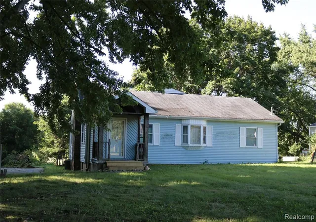 1st image of 8294 Davison Rd, Davison, MI 48423 | MLS# 60924992