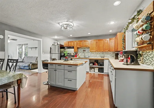 Homes for sale in Union City, MI | 193 W Union City Rd, Union City, MI 49094 | MLS# 70542642