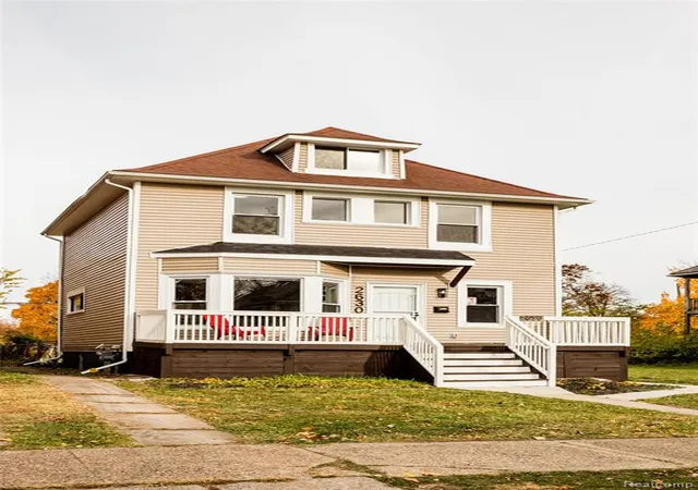 2nd image of 2630 Harding St, Detroit, MI 48214 4041 | MLS# 61006047