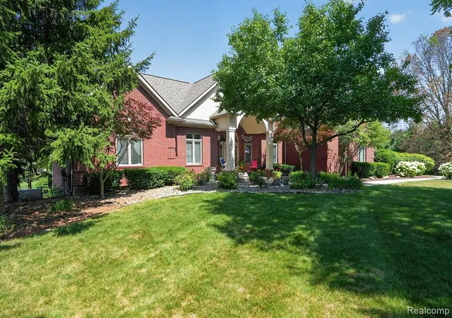 4th image of 2212 Lily Ct, Davison, MI 48423 8388 | MLS# 61007266