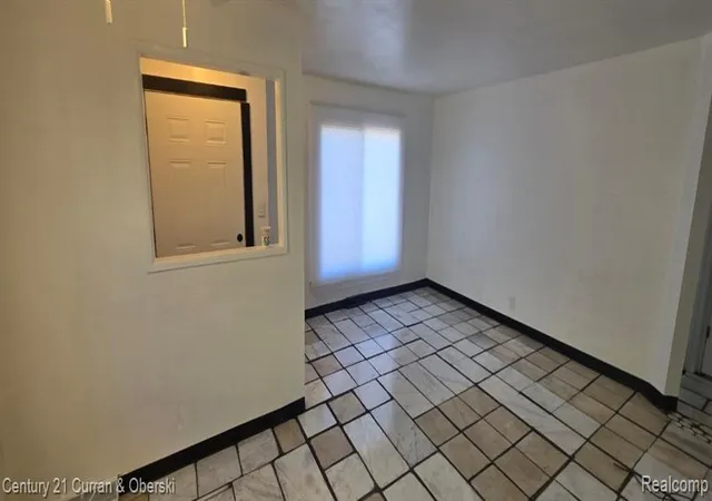 Homes for sale in Detroit, MI | 9331 Marlowe St, Detroit, MI 48228 | MLS# 60973240