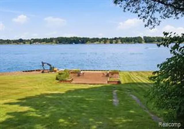 32nd image of 1501 River Rd #301, Saint Clair, MI 48079 3539 | MLS# 61008344