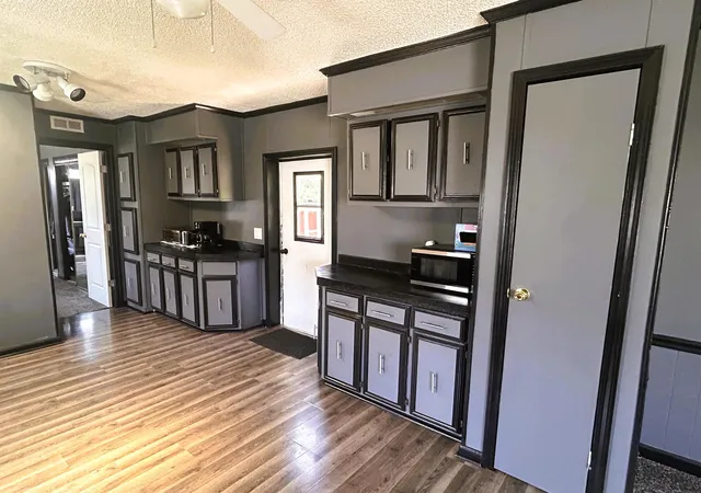 3rd image of 1147 Barnswood Ct, Mount Pleasant, MI 48858 | MLS# 80072643