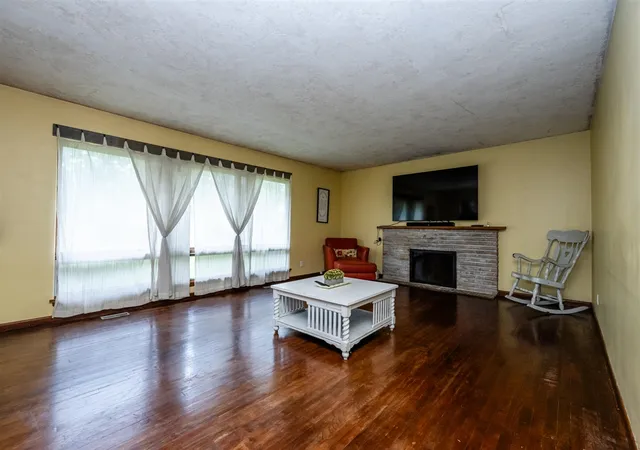 Homes for sale in Benton Harbor, MI | 334 Hoover Ave, Benton Harbor, MI 49022 | MLS# 70532060