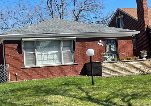 1st image of 17180 Mendota St, Detroit, MI 48221 | MLS# 60984381