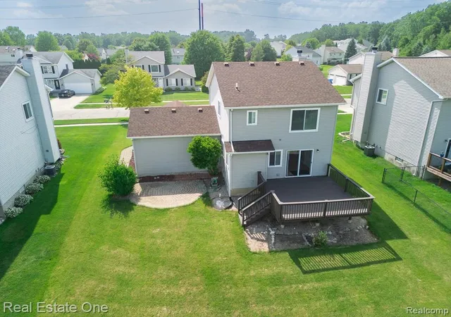 Homes for sale in Waterford, MI | 2623 Bonita Dr, Waterford, MI 48329 | MLS# 61007937