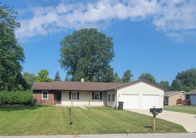 Homes for sale in Kentwood, MI | 2665 Ridgecroft Dr, Kentwood, MI 49546 | MLS# 70544384