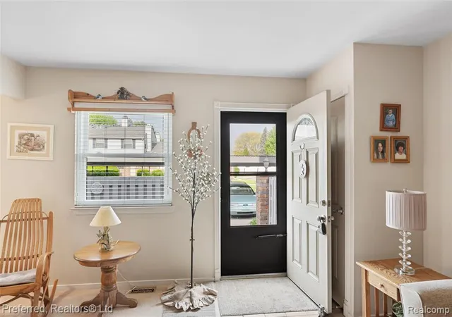 Homes for sale in Canton, MI | 1921 Vine Way Dr #36, Canton, MI 48188 | MLS# 60991496