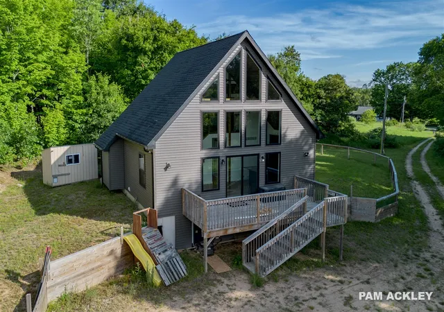 Homes for sale in New Era, MI | 3125 Meyers Ave, New Era, MI 49446 | MLS# 70542925
