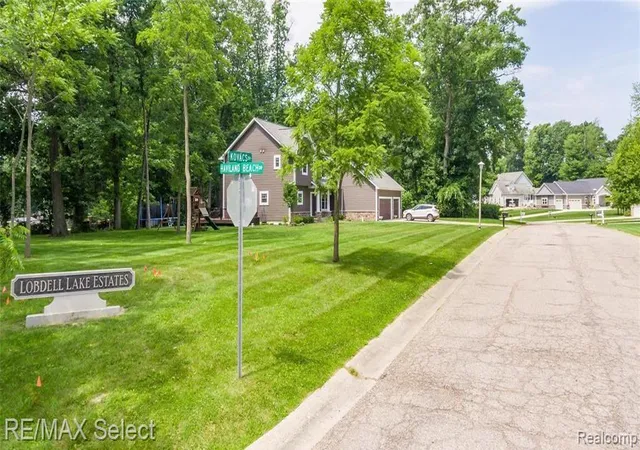 3rd image of 0 Kovacs Dr, Linden, MI 48451 | MLS# 60966822
