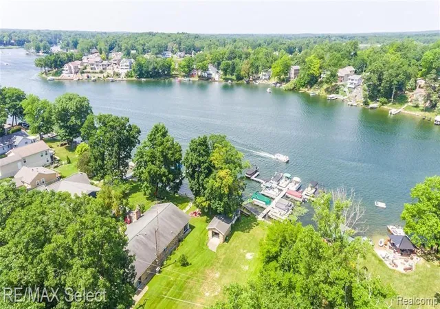 4th image of 0 Kovacs Dr, Linden, MI 48451 | MLS# 60966822