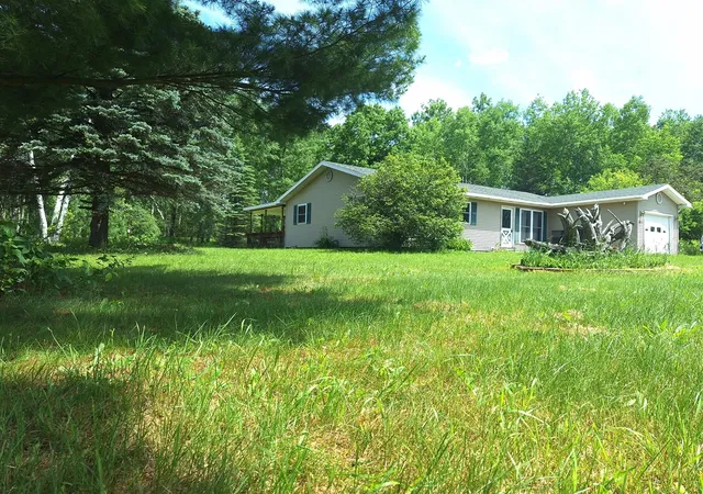 4th image of 21024 Sylvan, Reed City, MI 49677 | MLS# 70540576