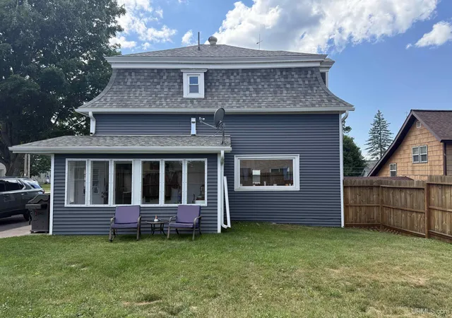 Homes for sale in Hurley, WI | 303 S 4th Ave, Hurley, WI 54534 | MLS# 50214443