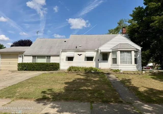Photo 1 of Single family home for sale at 1114 Burlington Dr, Mount Clemens, MI 48043 | MLS# 50215845 | Listing updated on 2026-08-06