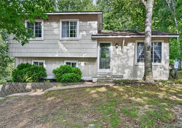 Photo 1 of Single family home for sale at 2350 Indian Rd, Lapeer, MI 48446 8045 | MLS# 61023231 | Listing updated on 2026-09-15