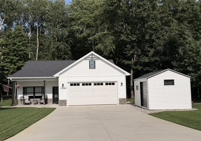 Photo 3 of Sale Pending at 7586 Regency Ln, Canadian Lakes, MI 49346 | MLS# 70553085 | Listing updated on 2026-09-05