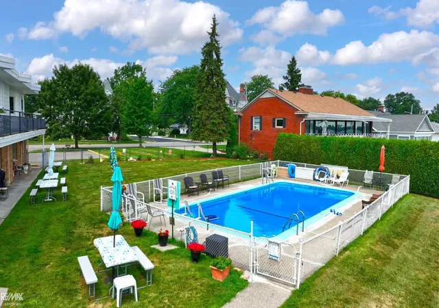 Listing Photo 4 - Condo for sale in building located at 444 N Unit#202 Main St, Marine City, MI 48039