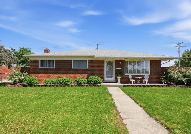Homes for sale in Sterling Heights, MI | 33810 Brookshire Dr, Sterling Heights, MI 48312 | MLS# 60998441