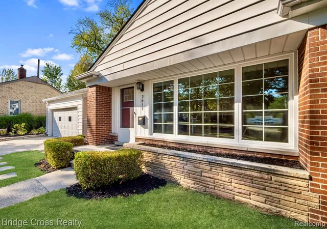 Photo 1 of Single family home for sale at 2614 Essex St, Royal Oak, MI 48073 2929 | MLS# 61004269 | Listing updated on 2026-10-21