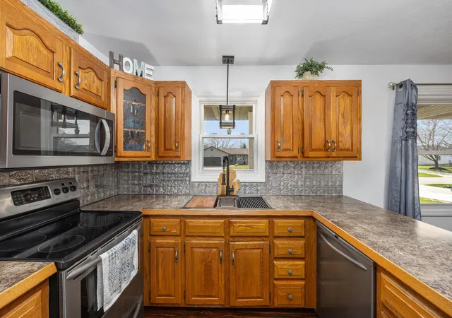 Homes for sale in Zeeland, MI | 11139 Winter Dr, Zeeland, MI 49464 | MLS# 70525312
