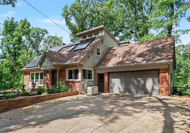 Photo 3 of Single family home for sale at 10592 W M Ave, Kalamazoo, MI 49009 | MLS# 70555440 | Listing updated on 2026-08-28