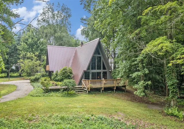 1st image of 369 Thomas St, Allegan, MI 49010 | MLS# 70481895