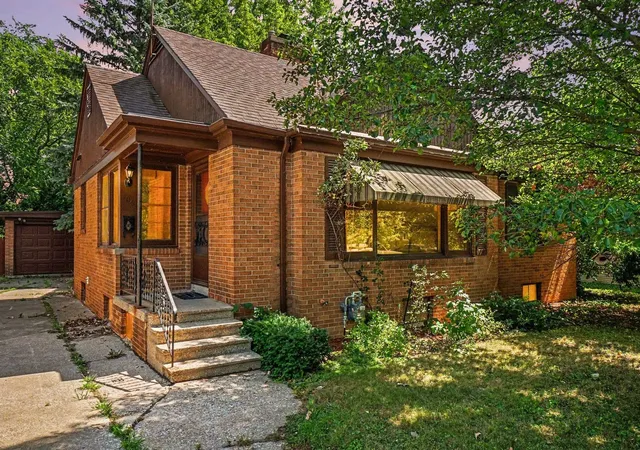 Photo 1 of Sale Pending at 706 Loessel Ct, Bay City, MI 48706 | MLS# 50219318 | Listing updated on 2026-08-24