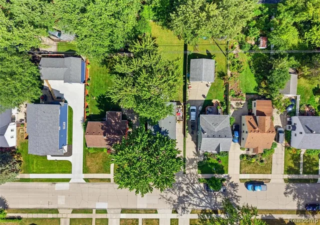 Photo 33 of Single family home for sale at 2226 Kipling Ave, Berkley, MI 48072 | MLS# 61022185 | Listing updated on 2026-08-27