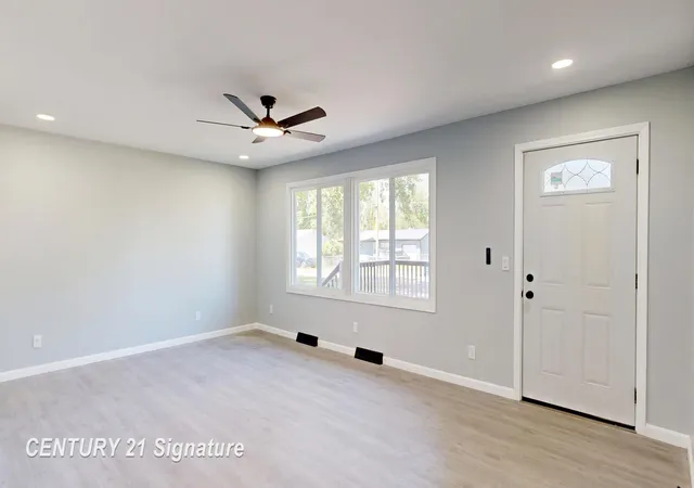 Homes for sale in Saginaw, MI | 5062 Akron St, Saginaw, MI 48601 | MLS# 50209915