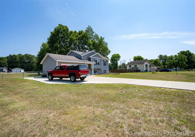 3rd image of 3407 Bryan'S Wy, Allegan, MI 49010 | MLS# 70549385