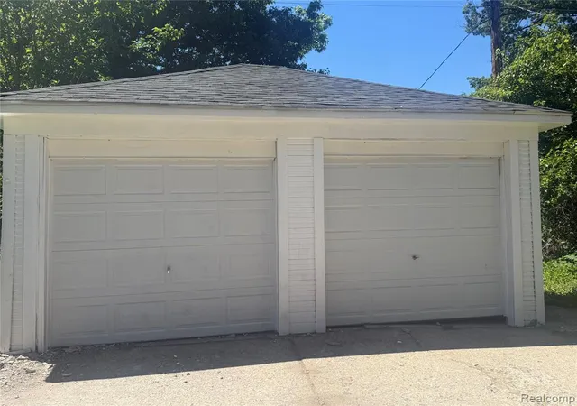 36th image of 5243 Devonshire Rd, Detroit, MI 48224 | MLS# 60994199