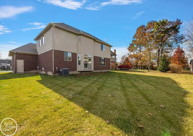 Photo 4 of Single family home for sale at 22121 Tahquamenon Ct #37, Macomb, MI 48042 | MLS# 50218216 | Listing updated on 2026-08-12