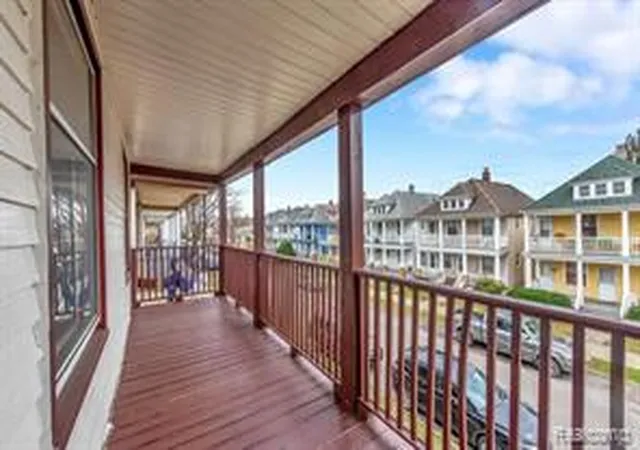 3rd image of 9506 Charest St, Hamtramck, MI 48212 | MLS# 61009079