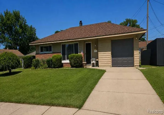 Photo 2 of Single family home for sale at 29546 Alvin St, Garden City, MI 48135 | MLS# 61017810 | Listing updated on 2026-08-05
