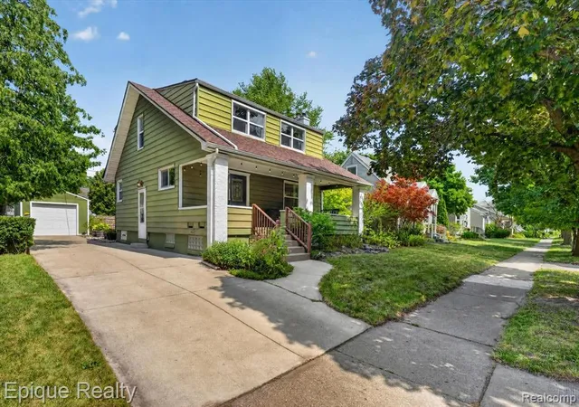 Photo 2 of Single family home for sale at 303 College St, Ferndale, MI 48220 2850 | MLS# 61023762 | Listing updated on 2026-09-06