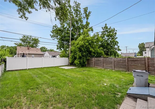 Homes for sale in Hazel Park, MI | 23337 Reynolds Ave, Hazel Park, MI 48030 | MLS# 61004103
