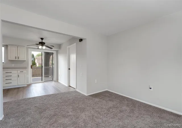 Photo 5 of Condo for sale at 40808 Highpointe Dr, Clinton Township, MI 48038 | MLS# 61023032 | Listing updated on 2026-08-31