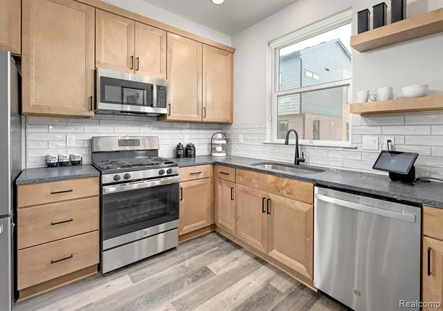 5th image of 3692 Trumbull St #35, Detroit, MI 48208 | MLS# 60979653