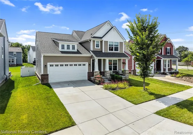 Photo 2 of Sale Pending at 110 Wainwright, Novi, MI 48377 2704 | MLS# 61023289 | Listing updated on 2026-08-25