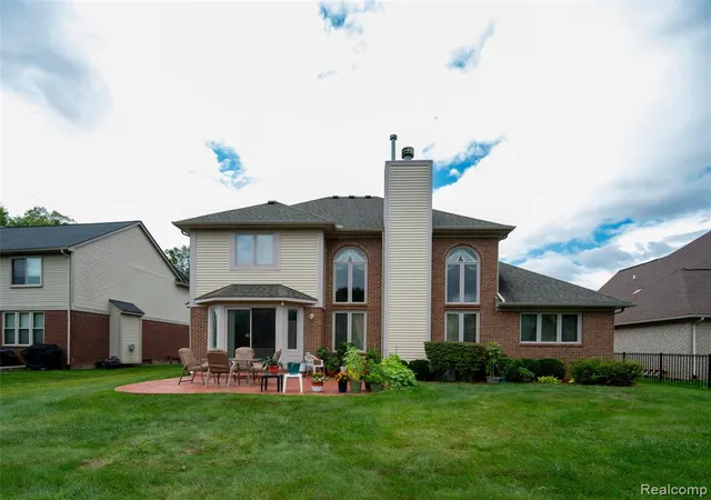 2nd image of 48746 Bradford Dr, Macomb, MI 48044 1861 | MLS# 61023663