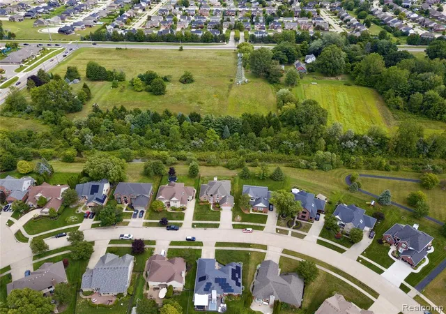 34th image of 48746 Bradford Dr, Macomb, MI 48044 1861 | MLS# 61023663
