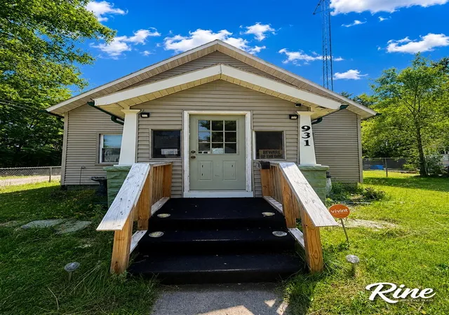 Homes for sale in Benton Harbor, MI | 931 Jennings Ave, Benton Harbor, MI 49022 | MLS# 70543505