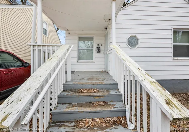 2nd image of 18220 Stout St, Detroit, MI 48219 5707 | MLS# 60979520