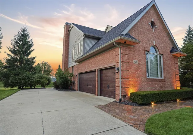 Photo 2 of Sale Pending at 48240 Gladstone Rd, Canton, MI 48188 | MLS# 70545167 | Listing updated on 2026-07-20